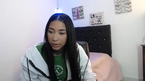 Snapshot of lyam_ebony chatting on 02-14-26, 09:00 lyam_ebony online show from 02-14-26, 09:00