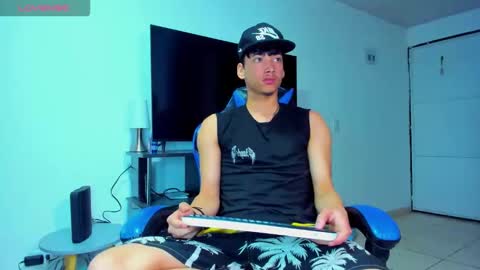 Lyam online show from 05-13-26, 04:10
