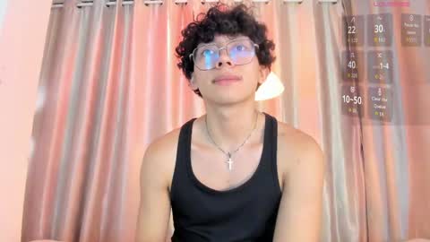 Snapshot of lyan_twink chatting on 05-24-26, 07:52 Lyan online show from 05-24-26, 07:52