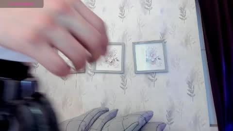 Snapshot of lyan_twink chatting on 06-05-26, 02:01 Lyan online show from 06-05-26, 02:01