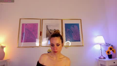LYA online show from 06-18-26, 12:31