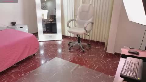  Lycoris  online show from 04-13-26, 09:31