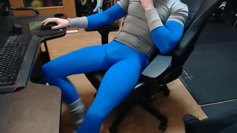 Snapshot of lycraboy123 chatting on 03-18-26, 05:27 lycraboy123 online show from 03-18-26, 05:27