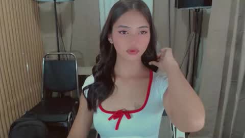 LYKA LOOPS online show from 05-17-26, 05:31