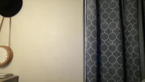 Olivia online show from 02-11-25, 04:44