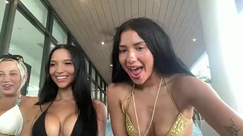 Snapshot of lylaxblake chatting on 03-18-26, 08:23 lylaxblake online show from 03-18-26, 08:23