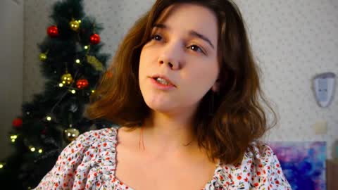 Snapshot of lyle_art chatting on 01-05-25, 03:11 hi im Lyle online show from 01-05-25, 03:11