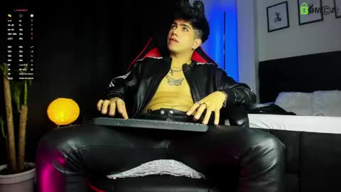 Lyle Bennett Freelance Model online show from 05-31-26, 06:09