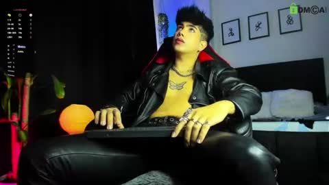 Lyle Bennett Freelance Model online show from 06-14-26, 06:10