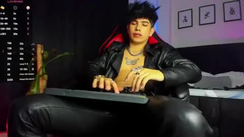 Lyle Bennett Freelance Model online show from 07-27-26, 03:30