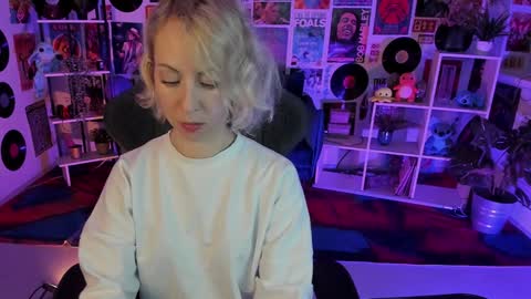 Lylith Skye NO NUDE model online show from 12-10-24, 08:19