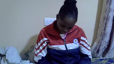 lyn_anna online show from 10-13-25, 07:58