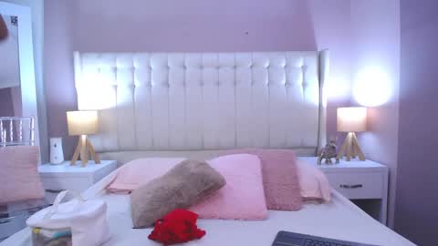 Lyn online show from 02-27-25, 11:20