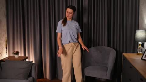 Marlo online show from 12-23-25, 01:47