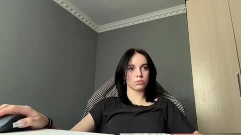 Eva online show from 05-27-26, 07:38