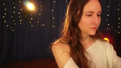 Snapshot of lynn_feline chatting on 02-04-25, 10:00 Lynn online show from 02-04-25, 10:00