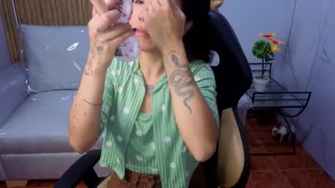 lynn_turner_ online show from 02-03-26, 01:05