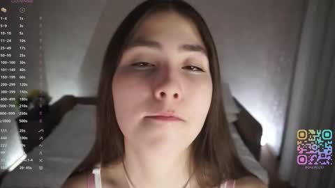 Snapshot of lynnaaspen chatting on 01-17-26, 05:16 Ellie online show from 01-17-26, 05:16