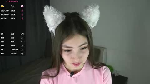 Snapshot of lynnaaspen chatting on 02-13-26, 05:31 Ellie online show from 02-13-26, 05:31