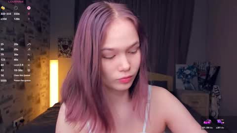 Cozy Lynns room online show from 01-17-26, 08:41