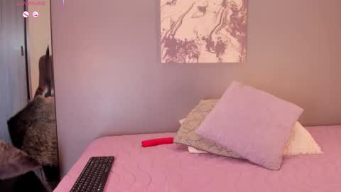 lynnsam_ online show from 09-26-25, 11:09