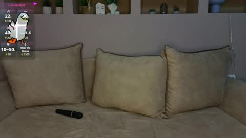 Lynn online show from 04-24-26, 07:49