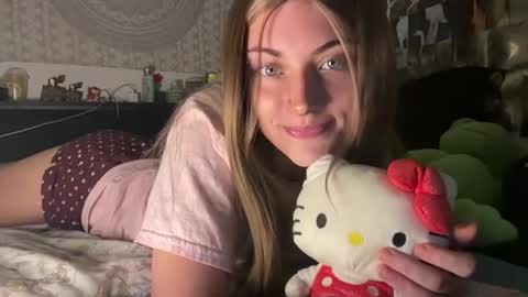 lynnxadams online show from 07-28-26, 11:48