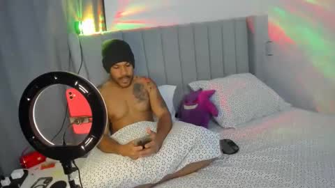 Lyon Dark online show from 10-06-25, 08:39