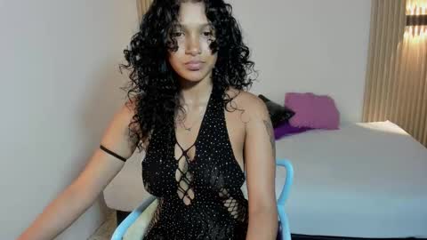 lyrafrost5 online show from 02-16-26, 10:17