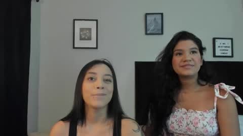 Snapshot of lyriadiamond chatting on 10-30-25, 09:37 Lyriadiamond online show from 10-30-25, 09:37