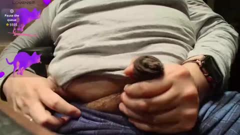 Snapshot of lyxx_2 chatting on 11-21-25, 01:48 lyxx_2 online show from 11-21-25, 01:48