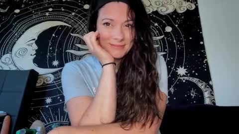 M0lly online show from 11-06-25, 04:19