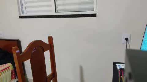 m0ren01995 online show from 04-05-26, 11:46