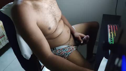 m0ren01995 online show from 04-25-26, 07:55