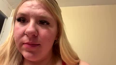 m1lf19 online show from 04-15-26, 09:04