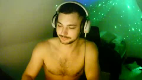 Snapshot of m1recevierrr chatting on 12-27-24, 04:26 m1recevierrr online show from 12-27-24, 04:26