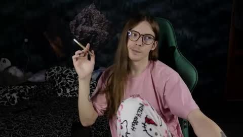 Snapshot of m1shq chatting on 03-04-25, 09:54 m1shq online show from 03-04-25, 09:54