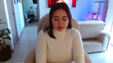 Snapshot of m33li chatting on 03-05-26, 07:54 Meli online show from 03-05-26, 07:54