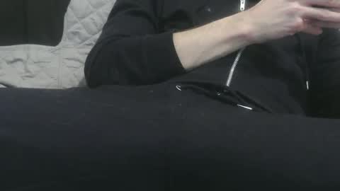 Snapshot of m4dh4tter24 chatting on 12-27-24, 09:32 m4dh4tter24 online show from 12-27-24, 09:32