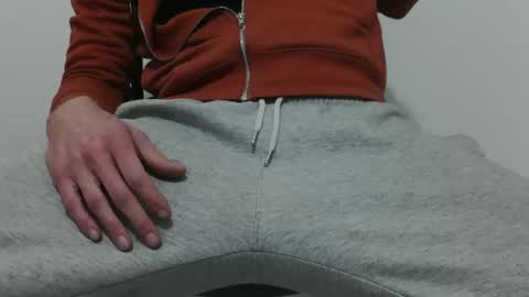 Snapshot of m4dh4tter24 chatting on 01-11-26, 09:42 m4dh4tter24 online show from 01-11-26, 09:42