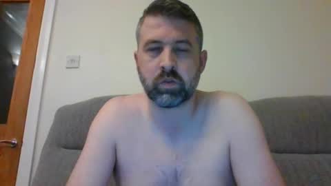 Snapshot of m5572 chatting on 11-14-25, 09:46 Mathew online show from 11-14-25, 09:46