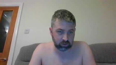 Snapshot of m5572 chatting on 02-09-26, 09:41 Mathew online show from 02-09-26, 09:41