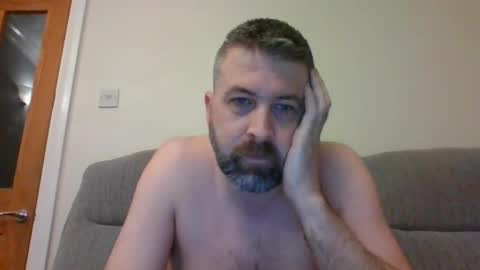 Snapshot of m5572 chatting on 03-03-26, 09:42 Mathew online show from 03-03-26, 09:42