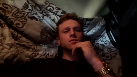 Snapshot of m831481 chatting on 12-29-24, 03:24 Hotandhairy online show from 12-29-24, 03:24