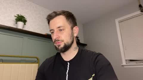 Snapshot of m_stephen chatting on 04-27-26, 03:04 m_stephen online show from 04-27-26, 03:04