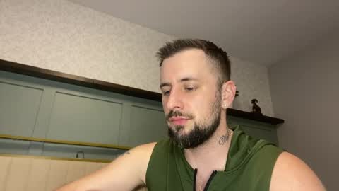 Snapshot of m_stephen chatting on 05-10-26, 10:59 m_stephen online show from 05-10-26, 10:59