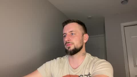 Snapshot of m_stephen chatting on 06-08-26, 03:07 m_stephen online show from 06-08-26, 03:07