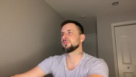Snapshot of m_stephen chatting on 06-18-26, 03:18 m_stephen online show from 06-18-26, 03:18