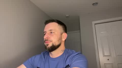 Snapshot of m_stephen chatting on 06-27-26, 10:26 m_stephen online show from 06-27-26, 10:26