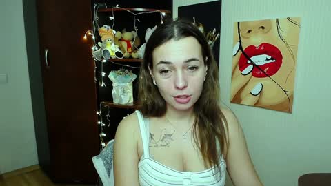 Snapshot of m_vikki chatting on 01-19-25, 08:07 Vikki online show from 01-19-25, 08:07